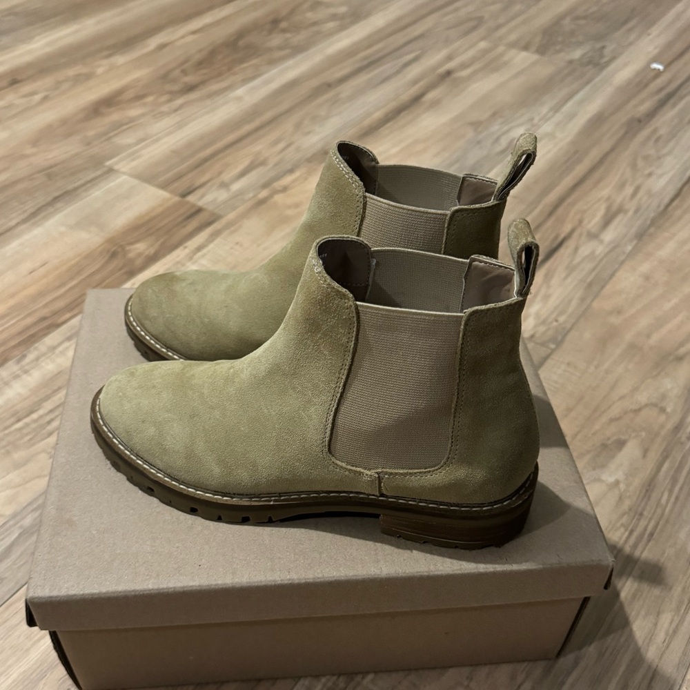 Steve Madden Leopold Chelsea Boot